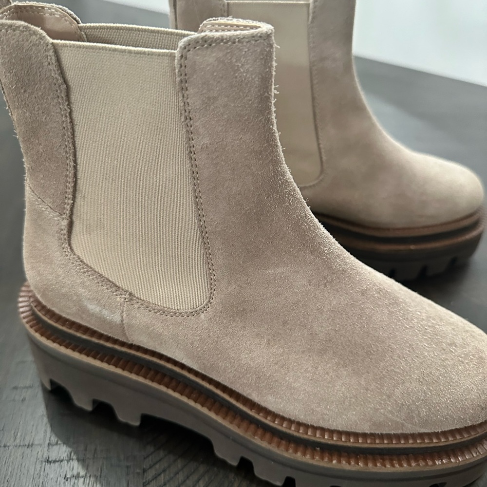 Suede chunky heal casual and comfortable